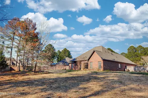 Exterior - 105 Cedar Green Cove Cv, Canton, MS 39046 photo 3 of 9