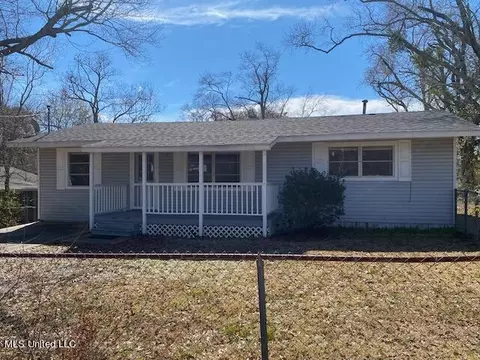 15315 6th St, Gulfport, MS 39503