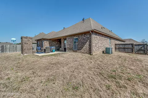Exterior - 406 Winterfield Way, Brandon, MS 39042 photo 5 of 13
