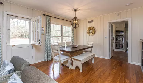 Dining - 4466 E Ridge Dr, Jackson, MS 39211 photo 1 of 5