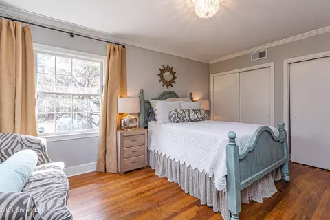 Bedroom - 4466 E Ridge Dr, Jackson, MS 39211 photo 5 of 10