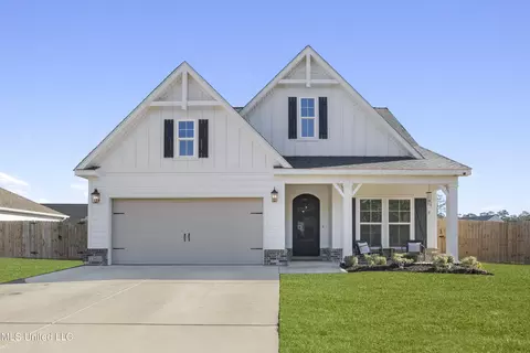 13804 El Bonito Dr, Ocean Springs, MS 39564