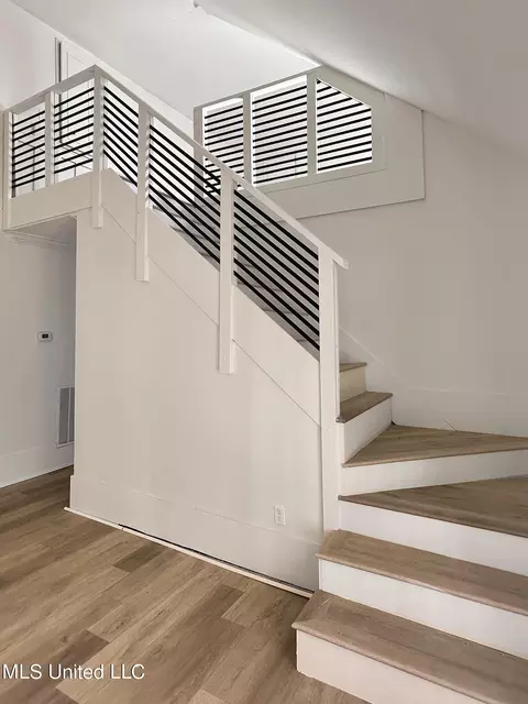 Entry Way - 225 Haddon Cir, Brandon, MS 39047 photo 1 of 1