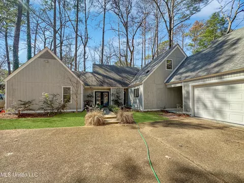 606 Camelia Trl, Brandon, MS 39047
