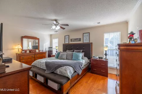 Bedroom - 6171 E Sandbourne, Olive Branch, MS 38654 photo 1 of 6