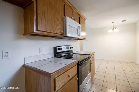 Kitchen - 178 John Willis Rd, Wiggins, MS 39577 photo 3 of 3