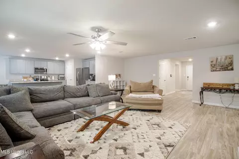 Living - 1032 Enclave Cir, Long Beach, MS 39560 photo 3 of 3