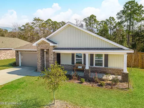 Exterior - 1032 Enclave Cir, Long Beach, MS 39560 photo 2 of 6