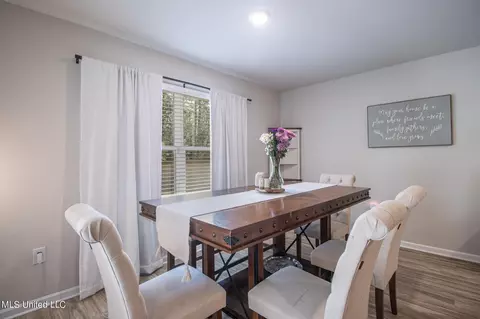 Dining - 1032 Enclave Cir, Long Beach, MS 39560 photo 1 of 1