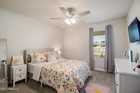 Bedroom - 1032 Enclave Cir, Long Beach, MS 39560 photo 3 of 7