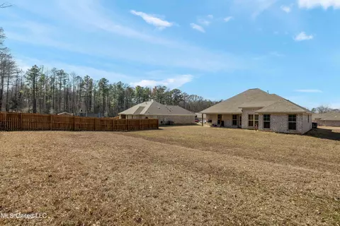Exterior - 148 Cedar Green Dr, Canton, MS 39046 photo 5 of 5