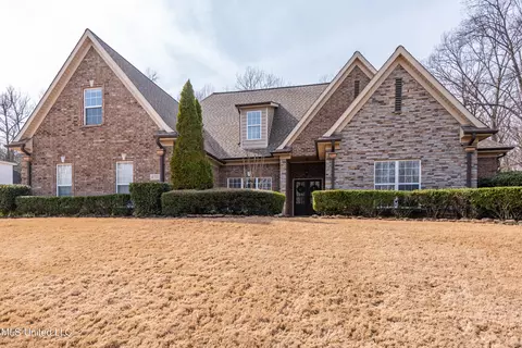 4371 Dickens Place Dr, Southaven, MS 38671