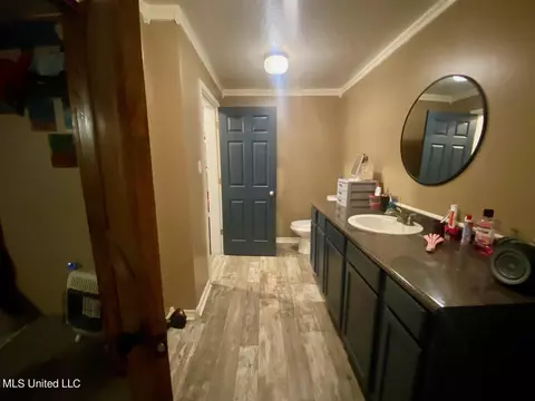 Bath - 138 Jessie Smith Rd, Lucedale, MS 39452 photo 1 of 7
