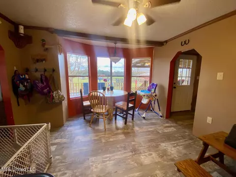 Dining - 138 Jessie Smith Rd, Lucedale, MS 39452 photo 1 of 3