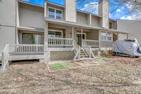 Exterior - 246 Highpoint Dr, Diamondhead, MS 39525 photo 5 of 6