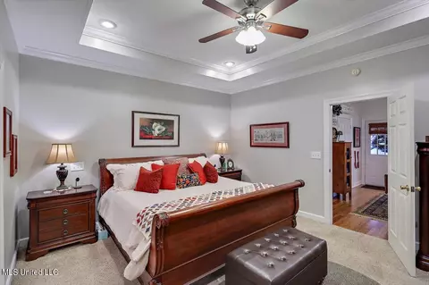 Bedroom - 207 Pecan Cir, Brandon, MS 39042 photo 2 of 3
