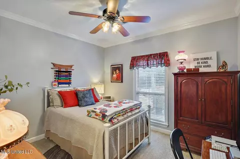 Bedroom - 207 Pecan Cir, Brandon, MS 39042 photo 3 of 3
