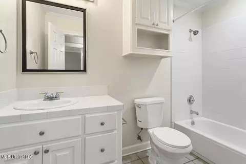 Bath - 1609 Lockwood Ave, Jackson, MS 39211 photo 1 of 2