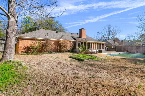 Exterior - 122 Sumac Dr, Madison, MS 39110 photo 9 of 15