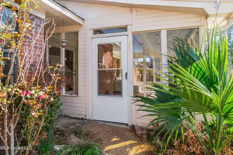 Exterior - 122 Sumac Dr, Madison, MS 39110 photo 8 of 15