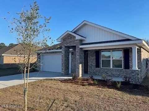 1055 Enclave Cir, Long Beach, MS 39560