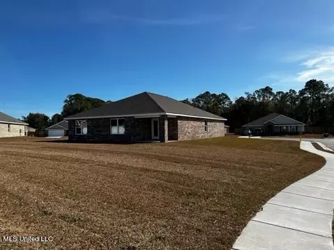 Exterior - 1055 Enclave Cir, Long Beach, MS 39560 photo 2 of 3