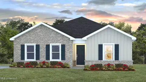 63 Crown Dr, Lucedale, MS 39452