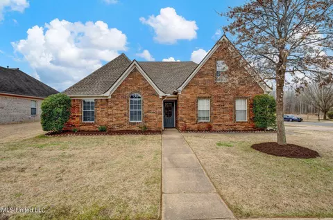 7279 Maple Grove Rd, Olive Branch, MS 38654
