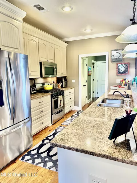 240 Rockbridge Rd, Madison, MS 39110 photo 5