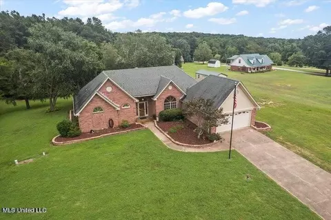 4900 Polk Ln, Olive Branch, MS 38654