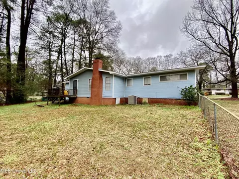 537 Meadowview Dr, Jackson, MS 39206 photo 4