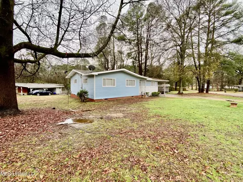 537 Meadowview Dr, Jackson, MS 39206 photo 2