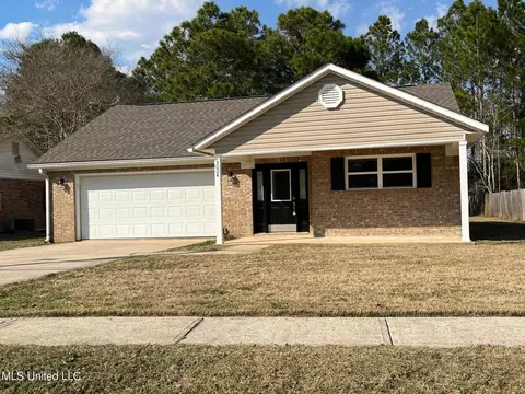 3004 Bonita Rd, Gautier, MS 39553