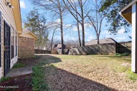 Exterior - 538 Ludlow Dr, Hernando, MS 38632 photo 7 of 10