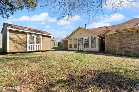Exterior - 538 Ludlow Dr, Hernando, MS 38632 photo 9 of 10
