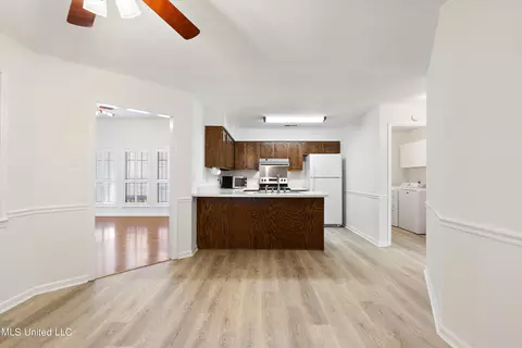 Kitchen - 538 Ludlow Dr, Hernando, MS 38632 photo 1 of 4
