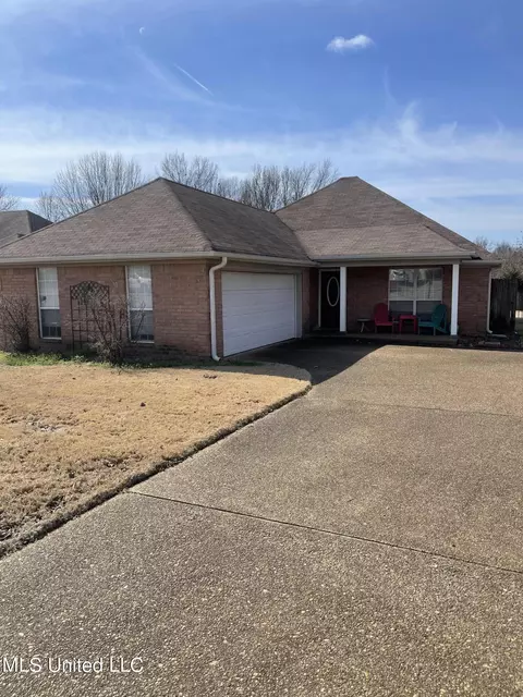 393 Northwood Hills Dr, Hernando, MS 38632