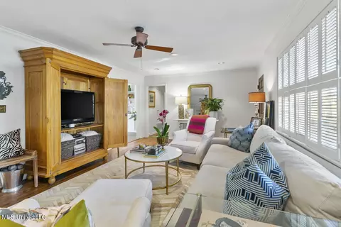 Living - 4137 Comanche Dr, Jackson, MS 39211 photo 1 of 4