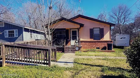 1532 Dewey St, Jackson, MS 39209 photo 1