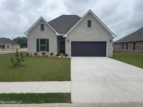 819 Leeward Dr, Biloxi, MS 39532