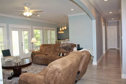 Living - 215 Mill Creek Ln, Lucedale, MS 39452 photo 6 of 6