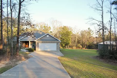 Exterior - 215 Mill Creek Ln, Lucedale, MS 39452 photo 8 of 11