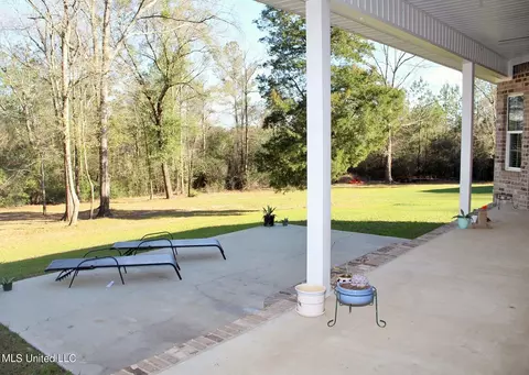 Exterior - 215 Mill Creek Ln, Lucedale, MS 39452 photo 4 of 11