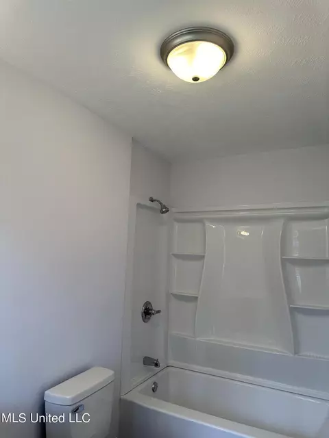 826 Newland St, Jackson, MS 39211 photo 7