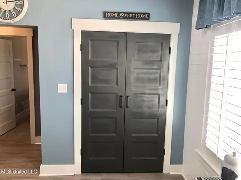 Entry Way - 3815 Reghans Pl, Hernando, MS 38632 photo 2 of 5