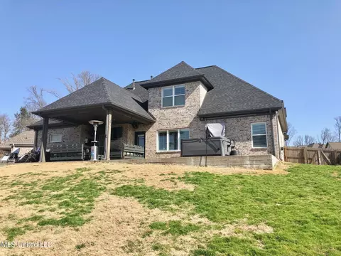 Exterior - 3815 Reghans Pl, Hernando, MS 38632 photo 4 of 6