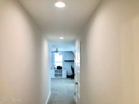 Entry Way - 3815 Reghans Pl, Hernando, MS 38632 photo 5 of 5
