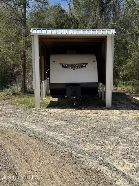 Exterior - 2213 Beesley Rd, Lucedale, MS 39452 photo 14 of 14