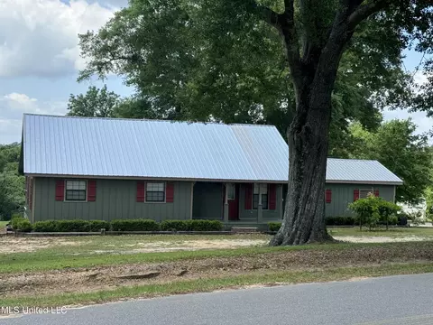 Exterior - 2213 Beesley Rd, Lucedale, MS 39452 photo 1 of 14