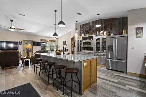 Kitchen - 1189 Grain Elevator Rd, Lucedale, MS 39452 photo 2 of 8